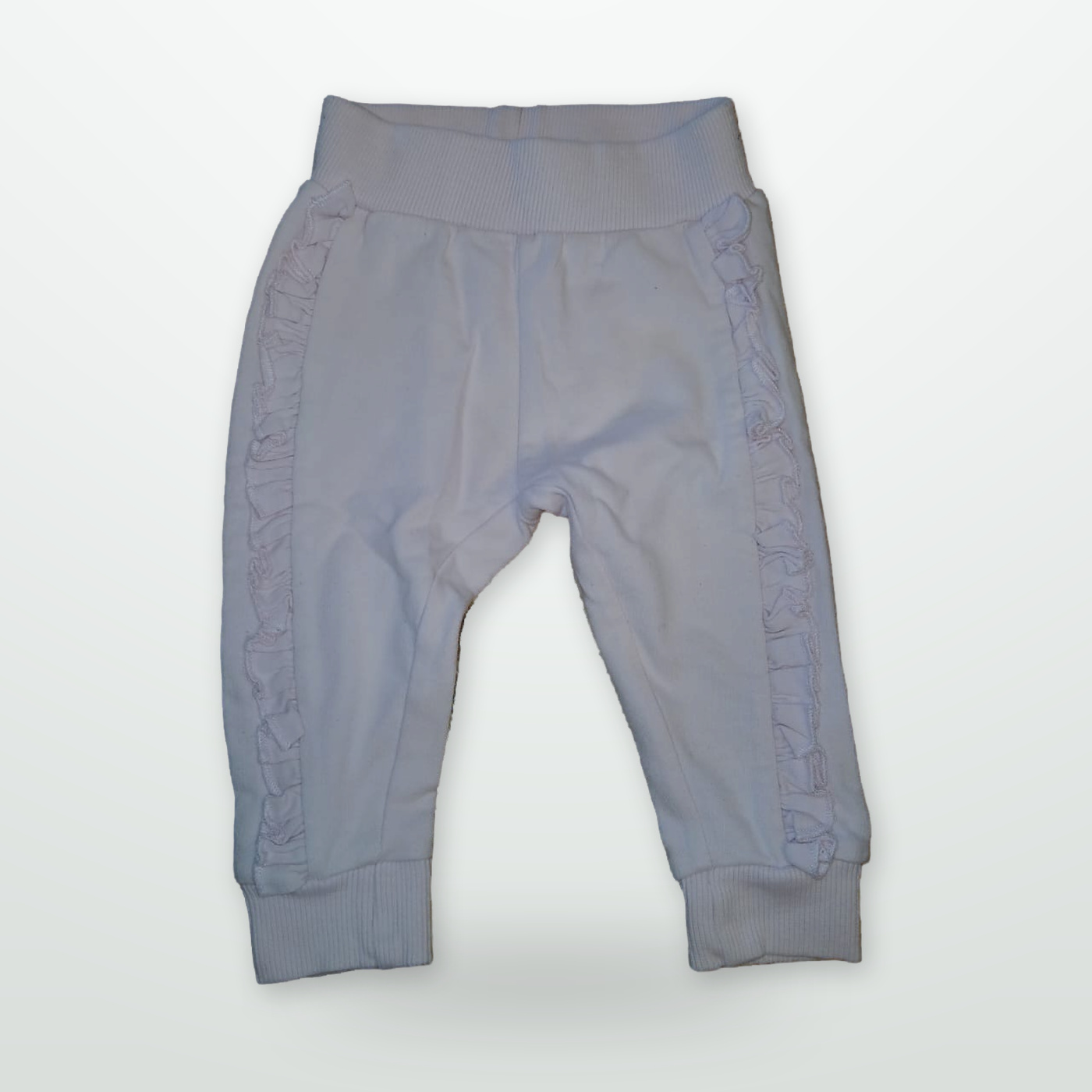Hose mit Rüschen