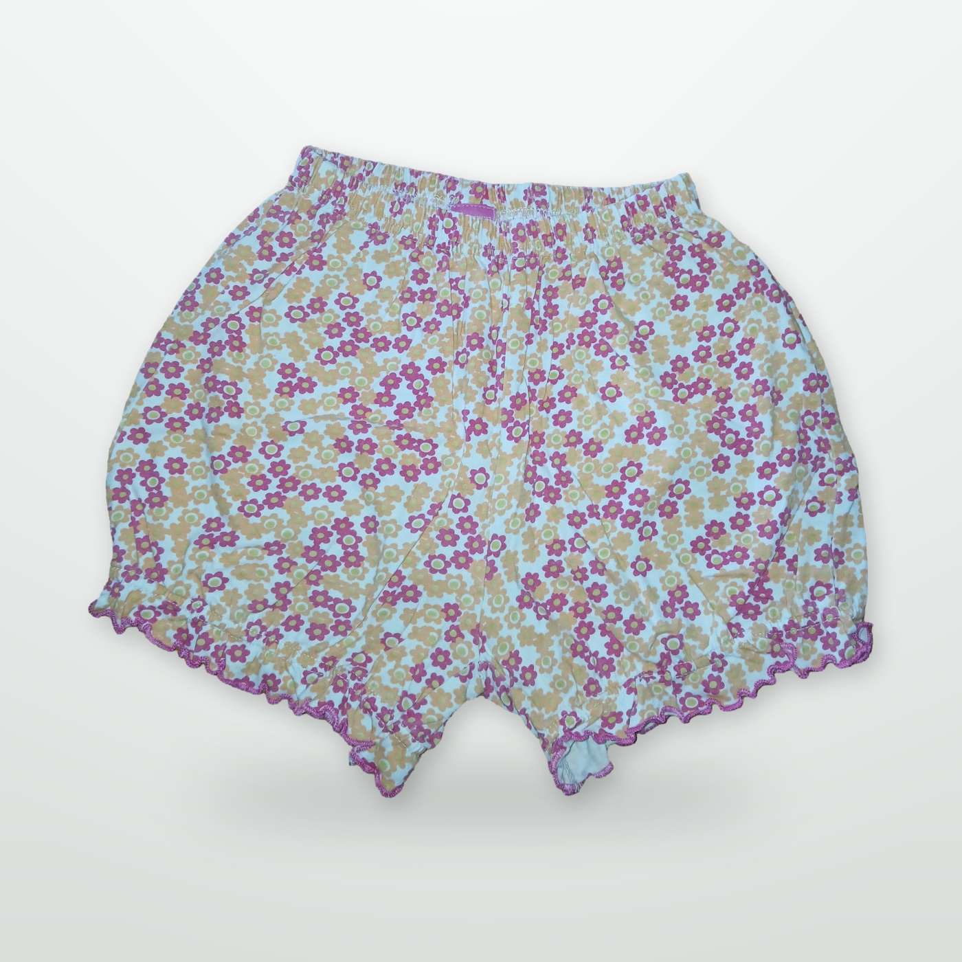 Farbige Shorts