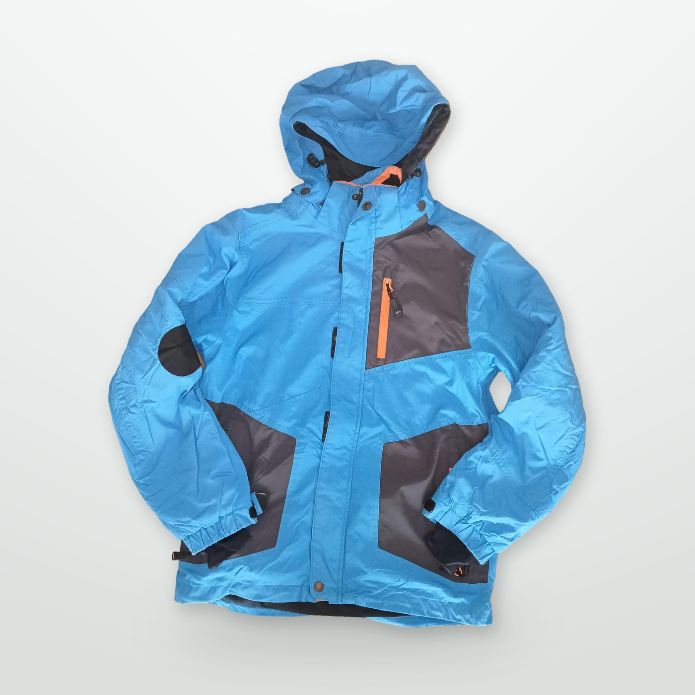 Blaue Schneejacke mit Kapuze